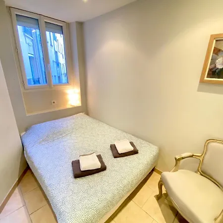 Latour Maubourg By Scls Locations